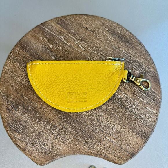 ORANGE Portland Leather Fruit Pouch NEW Fast Ship Gift - Picture 2 of 4